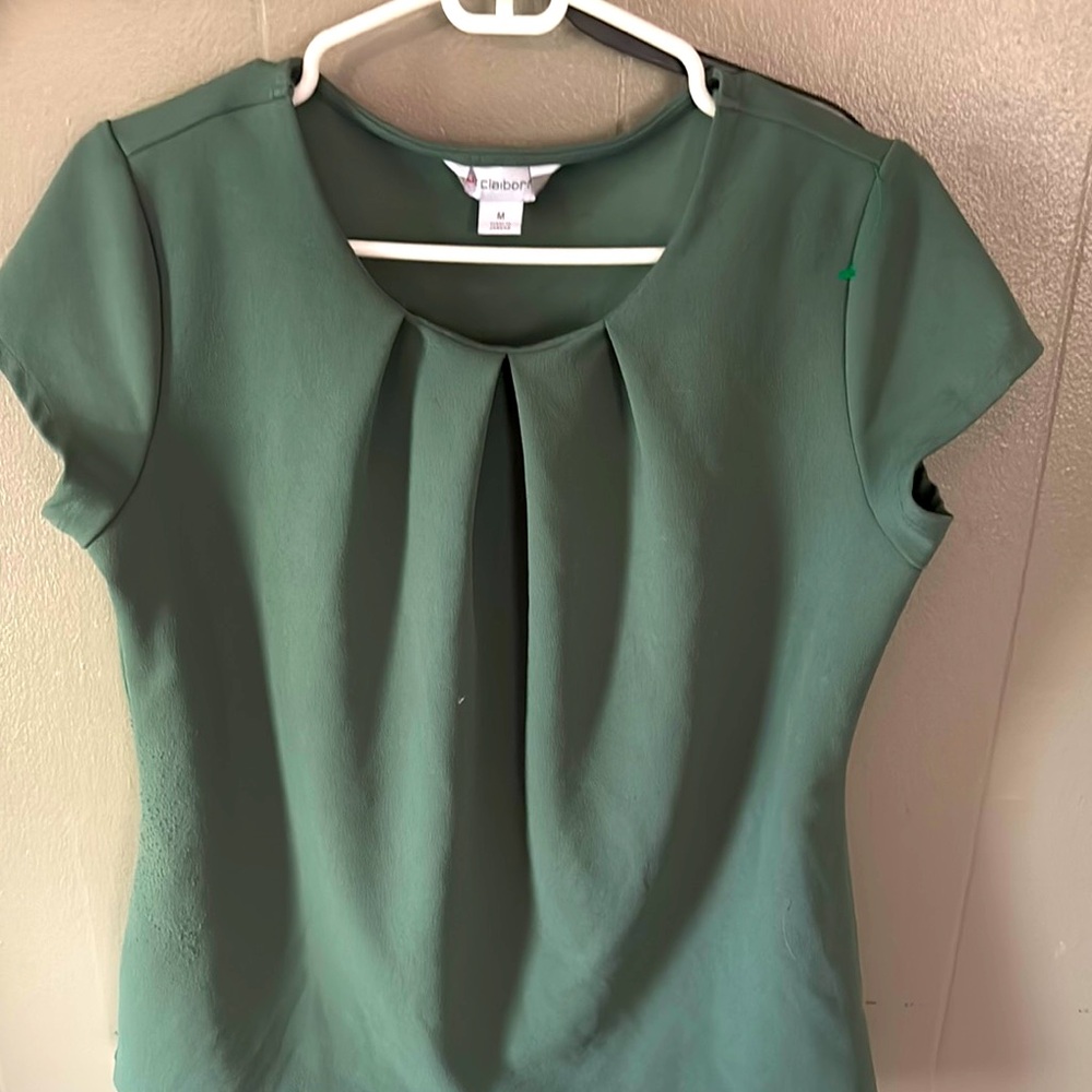 Claiborne Green Pleated Blouse with Peter Pan Collar